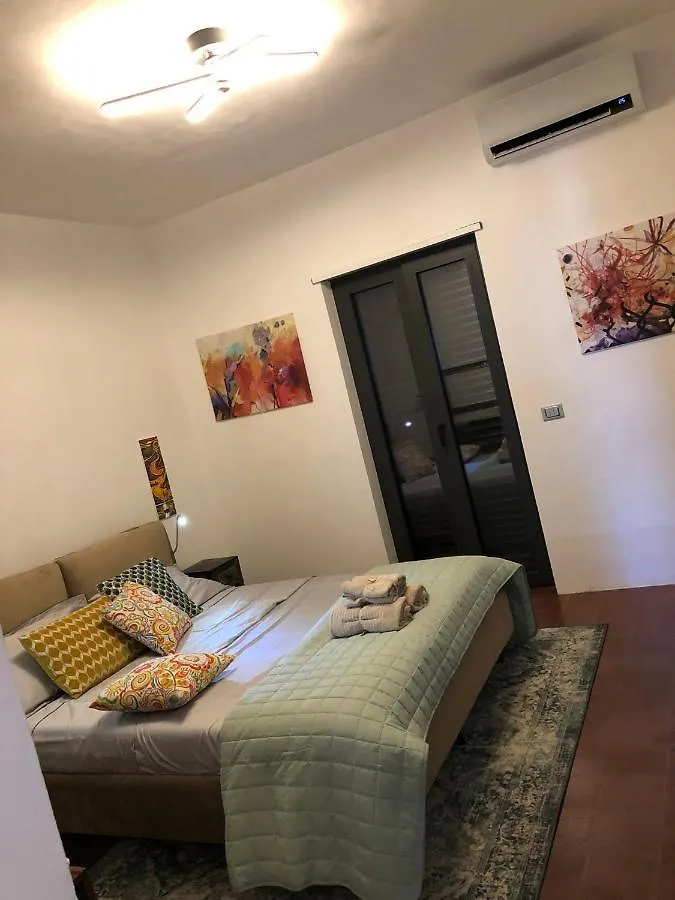 アパート タオルミーナCasa Carlottaアパートメント